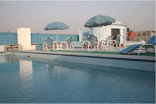 Hotel Crown Plaza Lahore Esterno foto